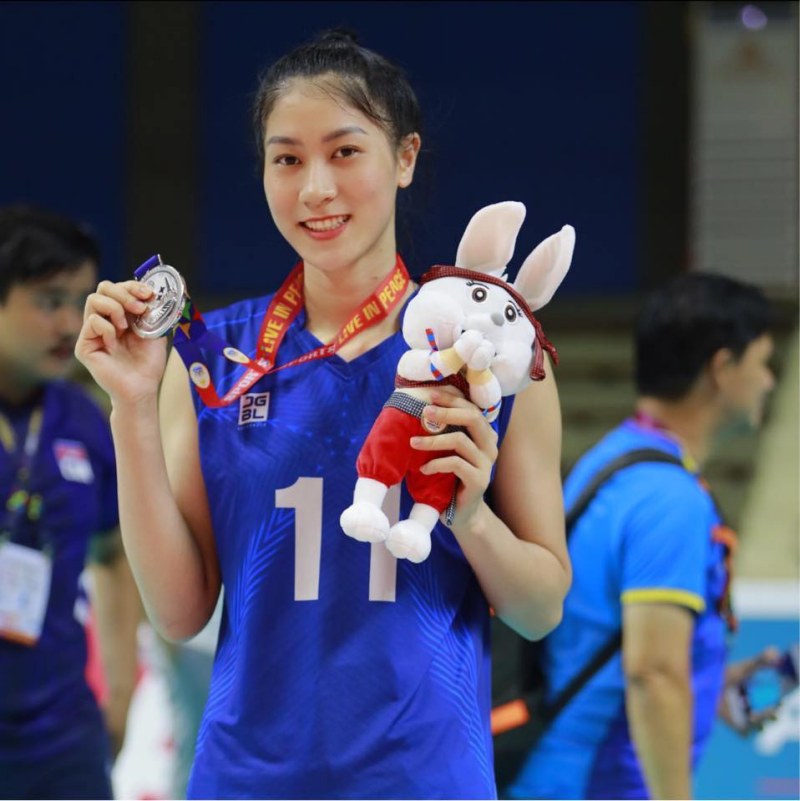 Close -up of beauty Hoang Thi Kieu Trinh - Miss VTV Cup 2023 - Photo 3