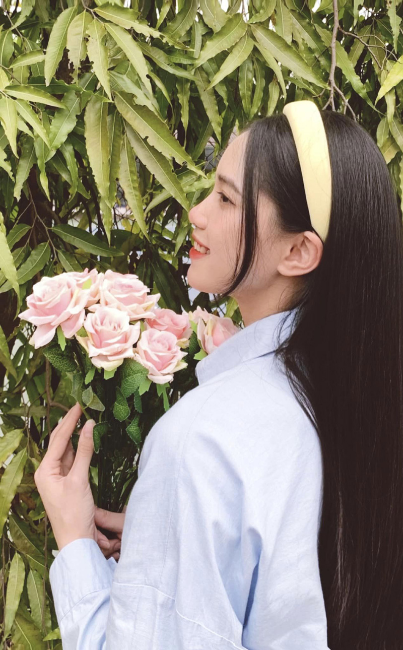 Miss Volleyball Nguyen Thi Phuong 'catch trend' Liu Yifei, show off her clear beauty - Photo 3