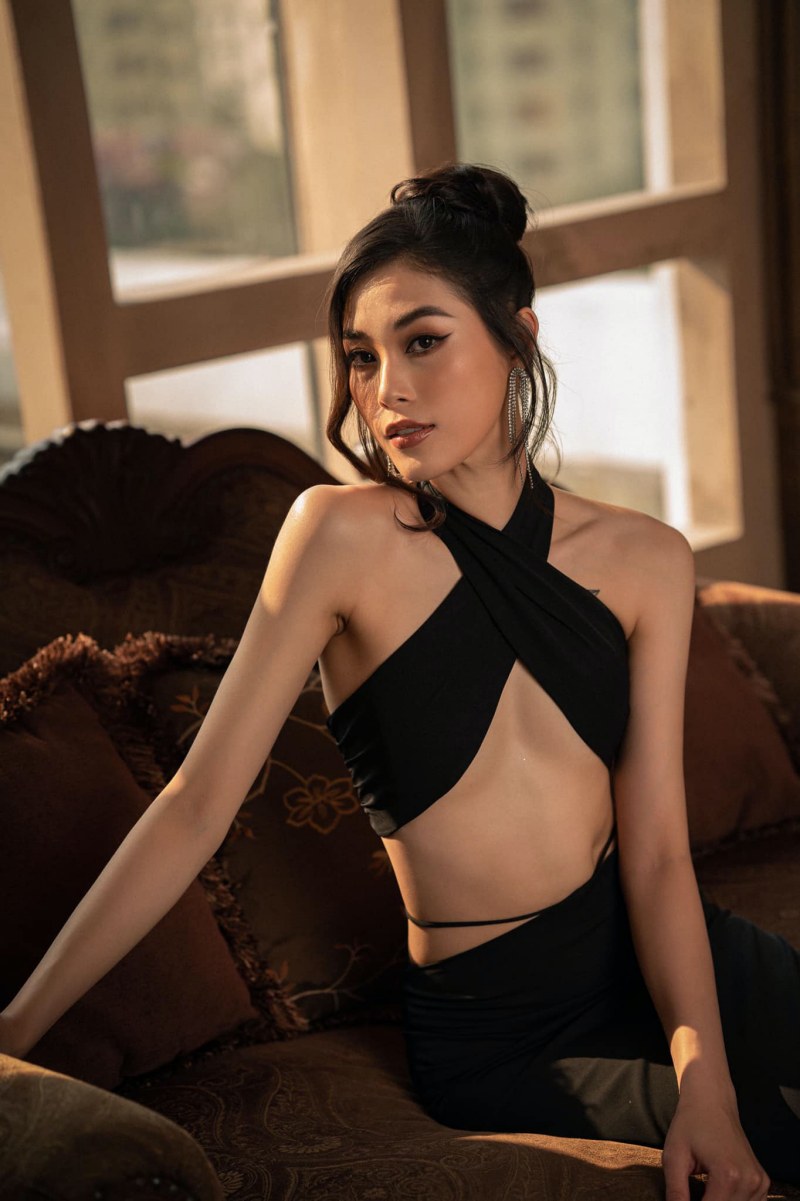 Dang Thu Huyen volleyball beauty causes fever for netizens because the new set of photos is too sexy - Photo 1