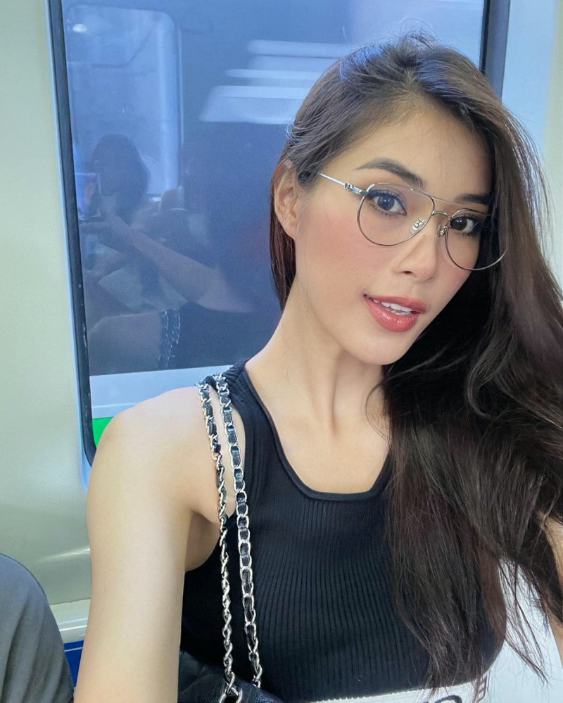 The former beauty of Dang Thu Huyen continuously shows off her beauty - Photo 1