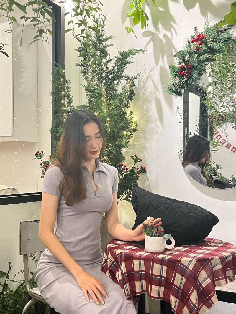 Vietnamese volleyball beauties show off Christmas - Photo 5