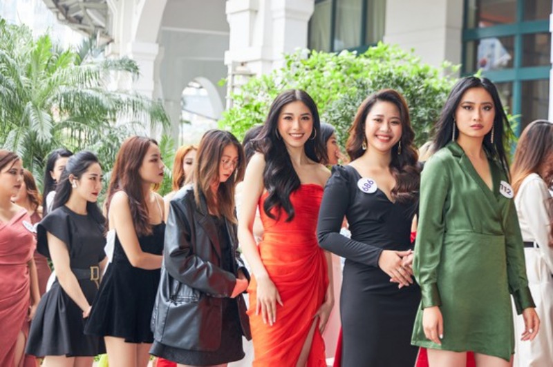 The whole set of beauty photos of Dang Thu Huyen in Miss Universe Vietnam 2022 - Photo 4