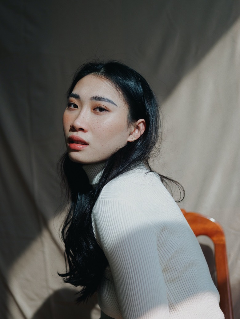 Hot girl volleyball Nguyet Anh released a very beautiful photo of the new age - Photo 7