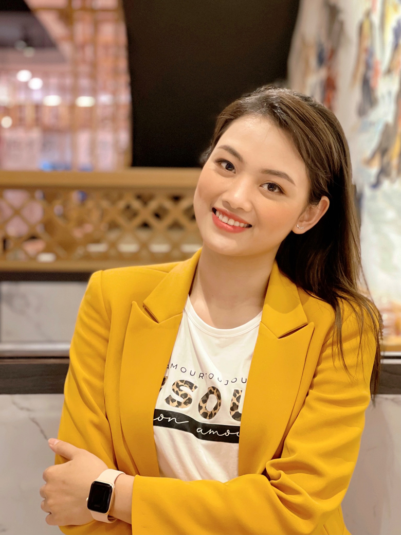 Miss Nguyen Thu Hoai: multi -talented girl in Vietnamese volleyball village - Photo 8
