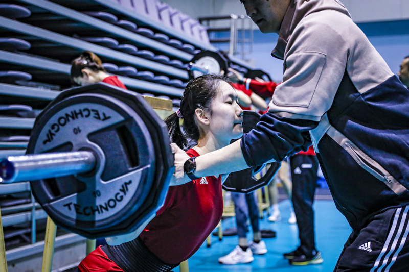 Bunch of photos: The beautiful female volleyball people causes fever when heavy weights - Photo 5