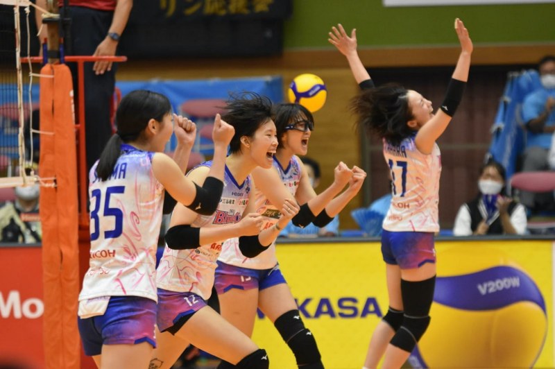 Being cornered in the same way, Thanh Thuy and an unbelievable upstream teammate - Photo 2