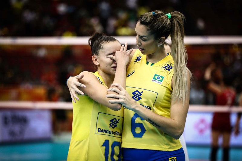 Brazilian female volleyball star received a 'huge gift' after the world championship - Photo 3
