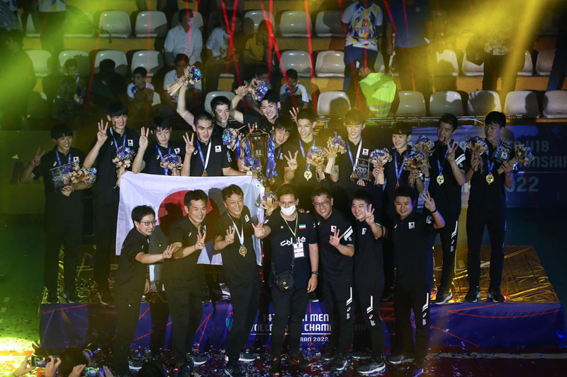 Overcoming the rival, the Japanese volleyboy hotboy continues to dominate Asia - Photo 2
