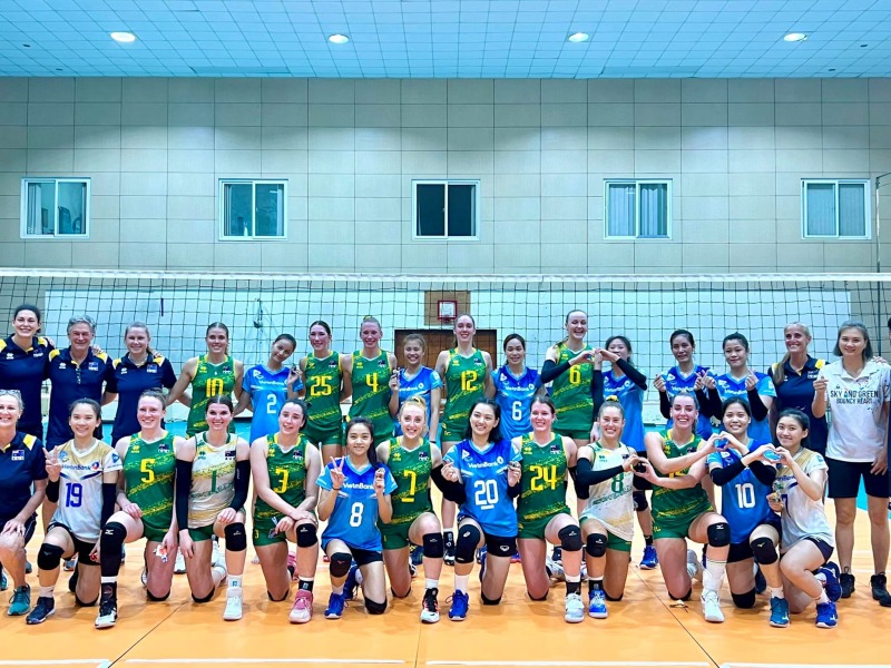 What does the Australian women's volleyball team say when training in Vietnam prepares for AVC Cup 2022? - Photo 2