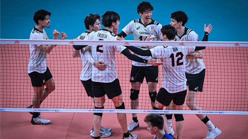 Cuban men's volleyball launched a huge squad, the Japanese team Lam Nguyet - Photo 2