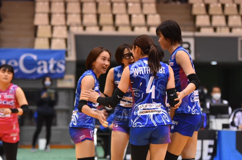 Thanh Thuy continues to receive 'sad gift' post - Photo 2