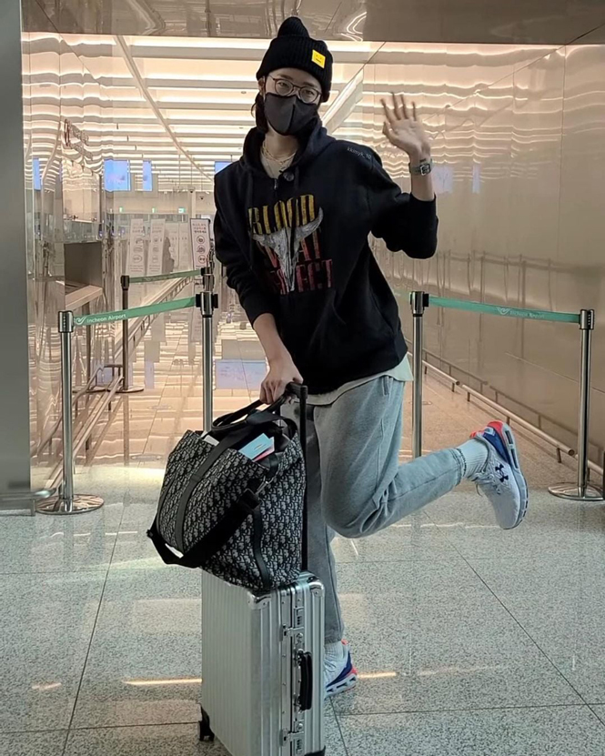 The first volleyball star in the world owns a 1 million sub - photo 1 million