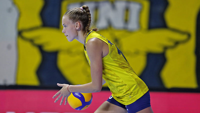 'Russian Volleyball Dinosaurs' horrified, unbelievable reverse victory - Photo 1