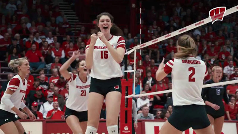 Welcome 'dinosaurs' back, great ambitious American volleyball - Photo 1