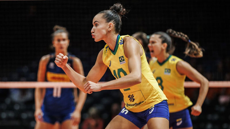 Brazilian female volleyball star received a 'huge gift' after the world championship - Photo 2