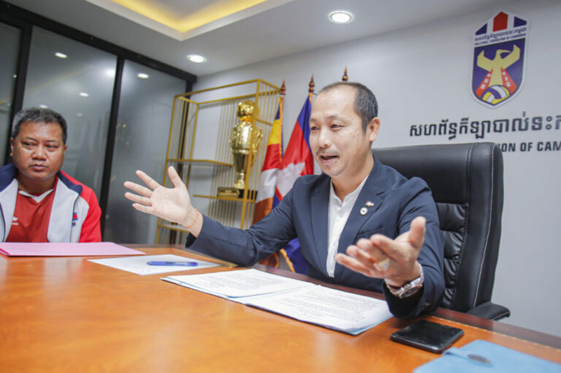 Cambodian volleyball calls for athletes to return home for big goals - Photo 1
