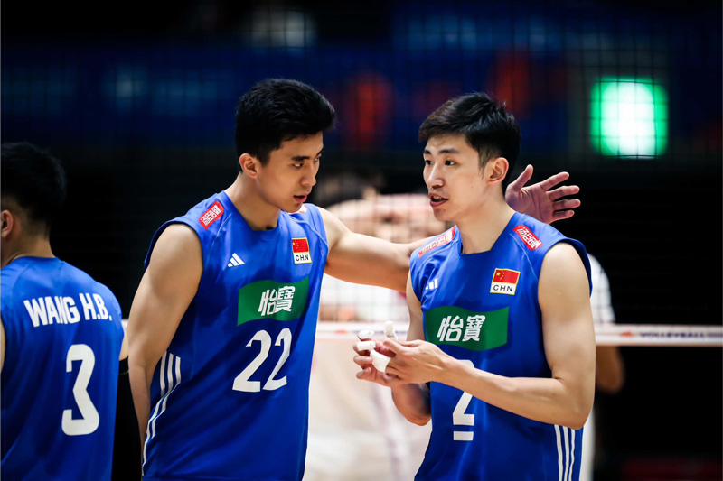 Chinese men's volleyball recruits quickly lost to the reigning Olympic Games in Volleyball Nations League 2023 - Photo 1