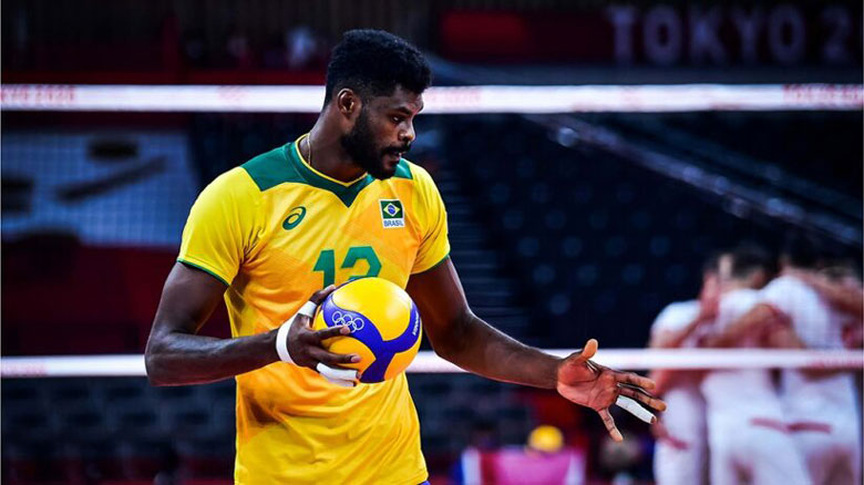 Dealing injury, Brazilian volleyball star docked Indonesia - Photo 1