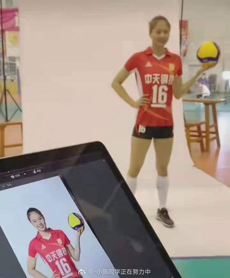 First American Volleyball Beauty Stay: Many rumors - Photo 1