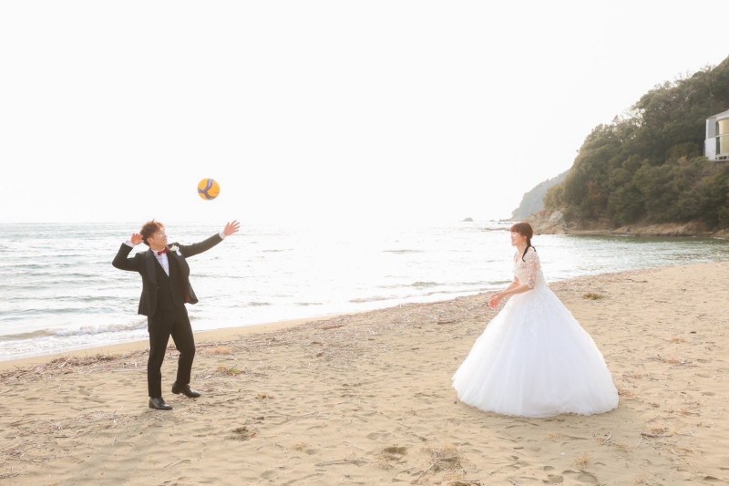 Japanese women's volleyball stars get married 'young pilot' after declaring retirement - Photo 1