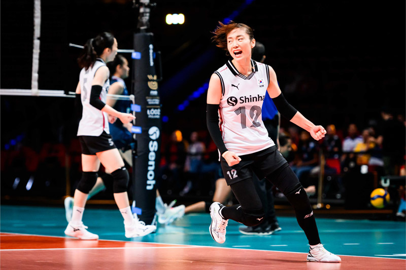 Korean women's volleyball recruitment is dramatic, officially ranked under Vietnam - Photo 1