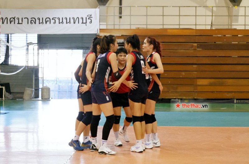 Miss Kinh Bac volleyball shows beauty, winning on Thai land - Photo 2
