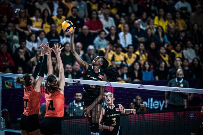 Paola Egonu reunited Isabelle Haak in the final of the World Women's Volleyball Championships 2022 - Photo 1
