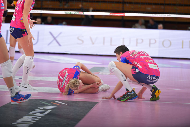 Pass the best two Olympic Games Tokyo broke up after the following season of injury - Photo 1