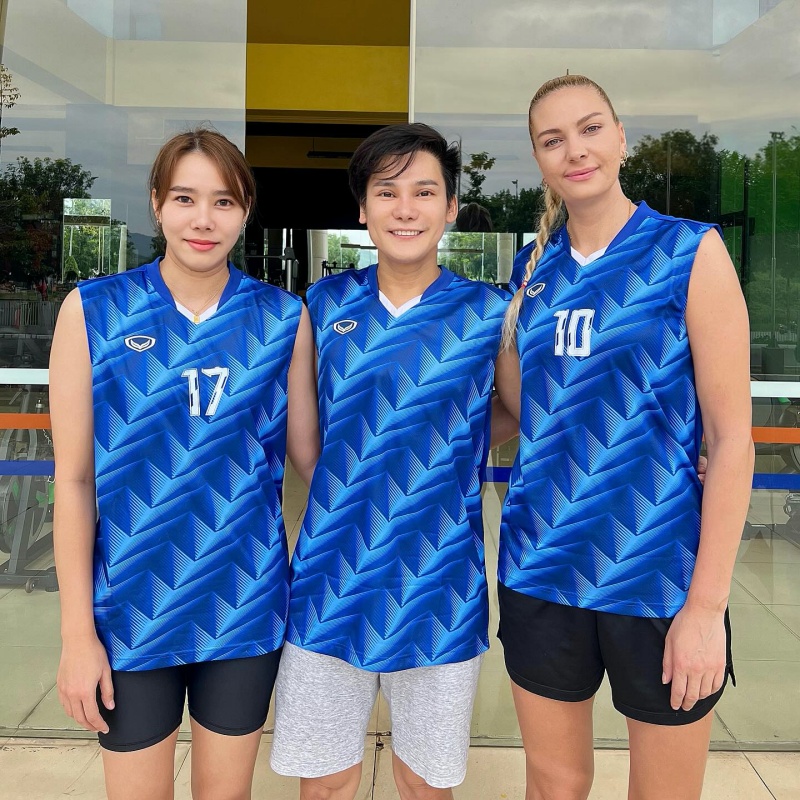 Quang Ninh women's volleyball farewell to Thai coach right after relegation - Photo 1