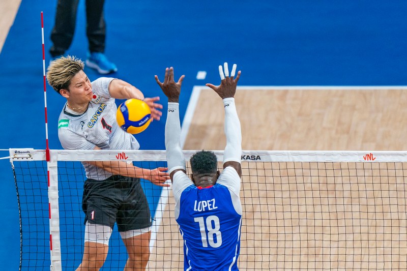 Recruitment of Japanese men's volleyball to lower Cuba, continue to dominate the Volleyball Nations League 2023 - Photo 1