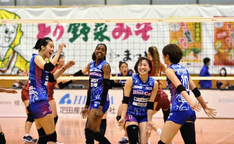 Thanh Thuy shines, saving the home team from the shock loss - Photo 1