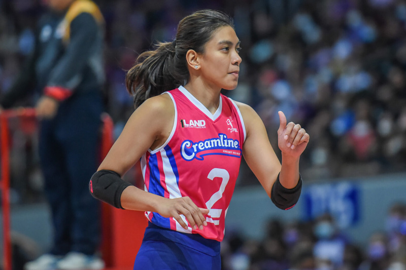 Best friend Thanh Thuy was chosen to be the captain of the Philippine female volleyball team at SEA Games 32 - Photo 1