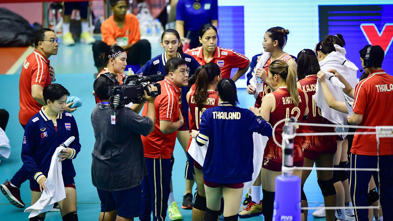 The Thai women's volleyball coach quit his job immediately after Sea V.League 2024 - Photo 1