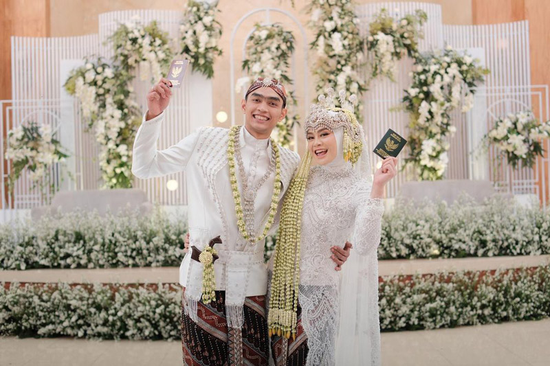 The leader of Indonesian women's volleyball teams get married 'young pilot', farewell to the national team - Photo 1