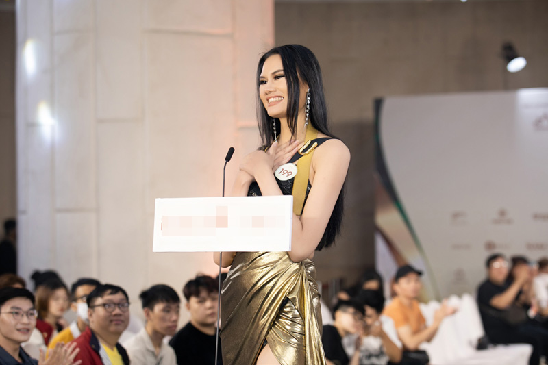 The sexy beauty of the former female volleyball chief information has just caused fever in Miss Grand Vietnam - Photo 1