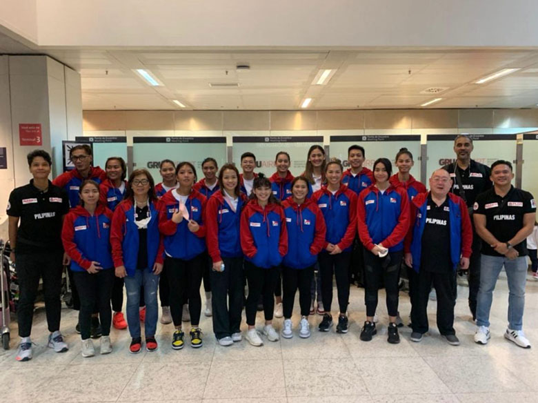 Vietnamese women's volleyball competitors at SEA Games 31 training Brazil - Photo 1